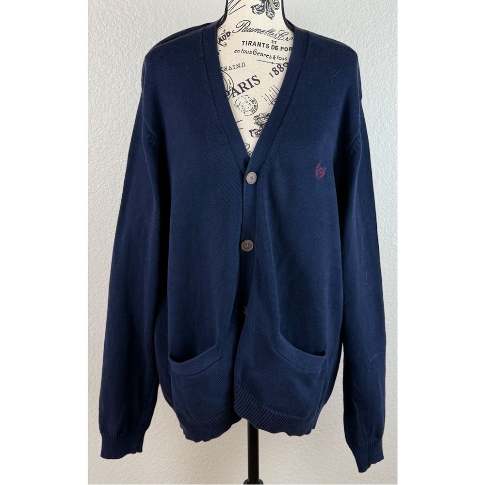 CHAPS Classic Men's Navy Button Up Cardigan Sweater with Crest, size Large